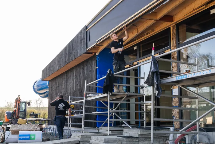 Bouwfoto van Renovatie en aanbouw zwembad, Vakantiepark Scheldeoord.